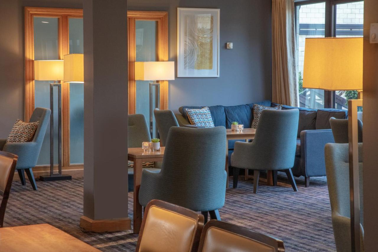 Hampshire Court Hotel & Spa ベージングストーク エクステリア 写真