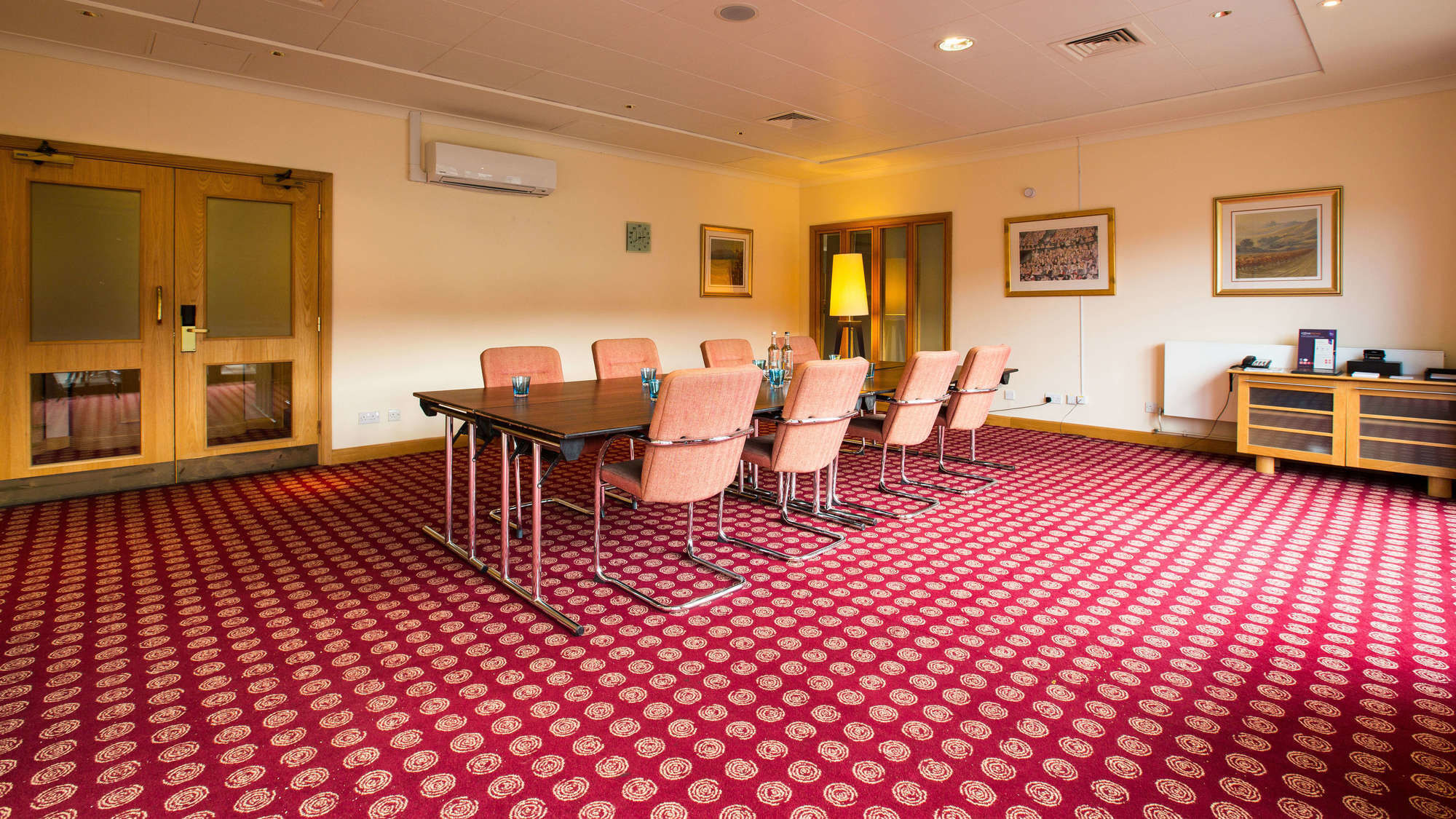 Hampshire Court Hotel & Spa ベージングストーク エクステリア 写真
